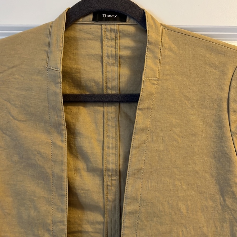 Blazer - Picture 2 of 3